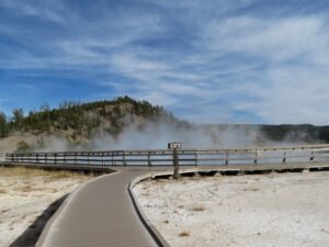 Read more about the article Exploring Yellowstone – Day 2